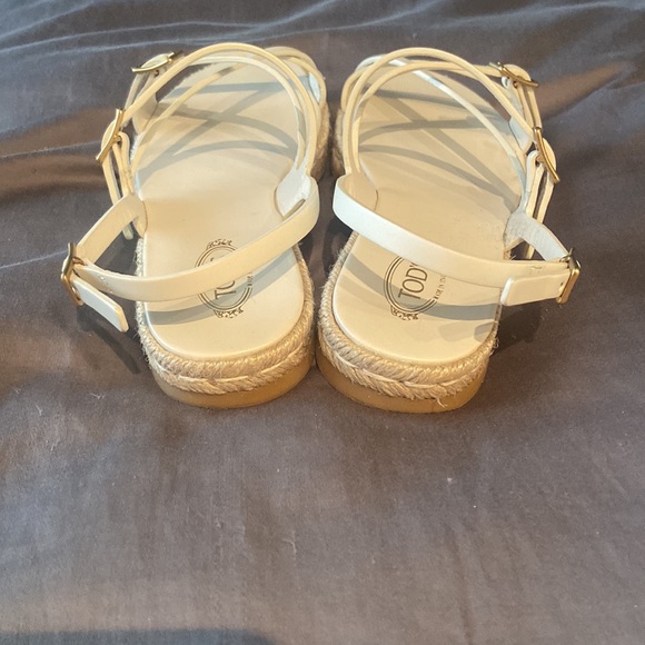 Tod’s white flat espadrilles sandals 37.5 - Picture 3 of 4